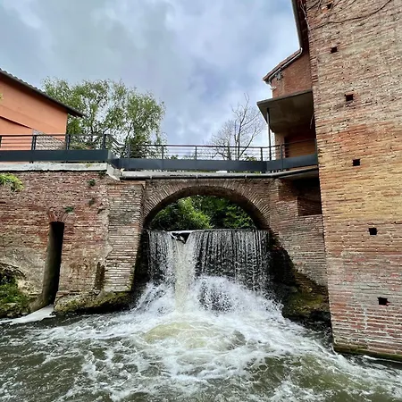 Le Moulin De La Flambere
