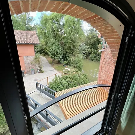 Le Moulin De La Flambere *